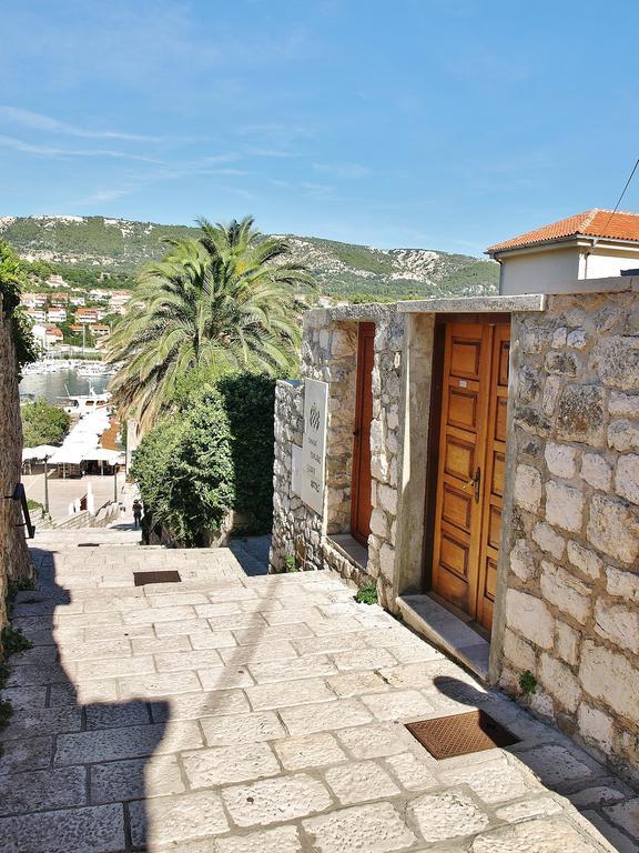 Rooms And Studio Old Town Раб Номер фото